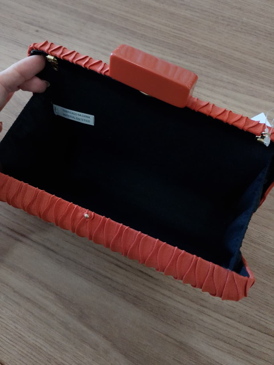 Clutch Linhas do mar