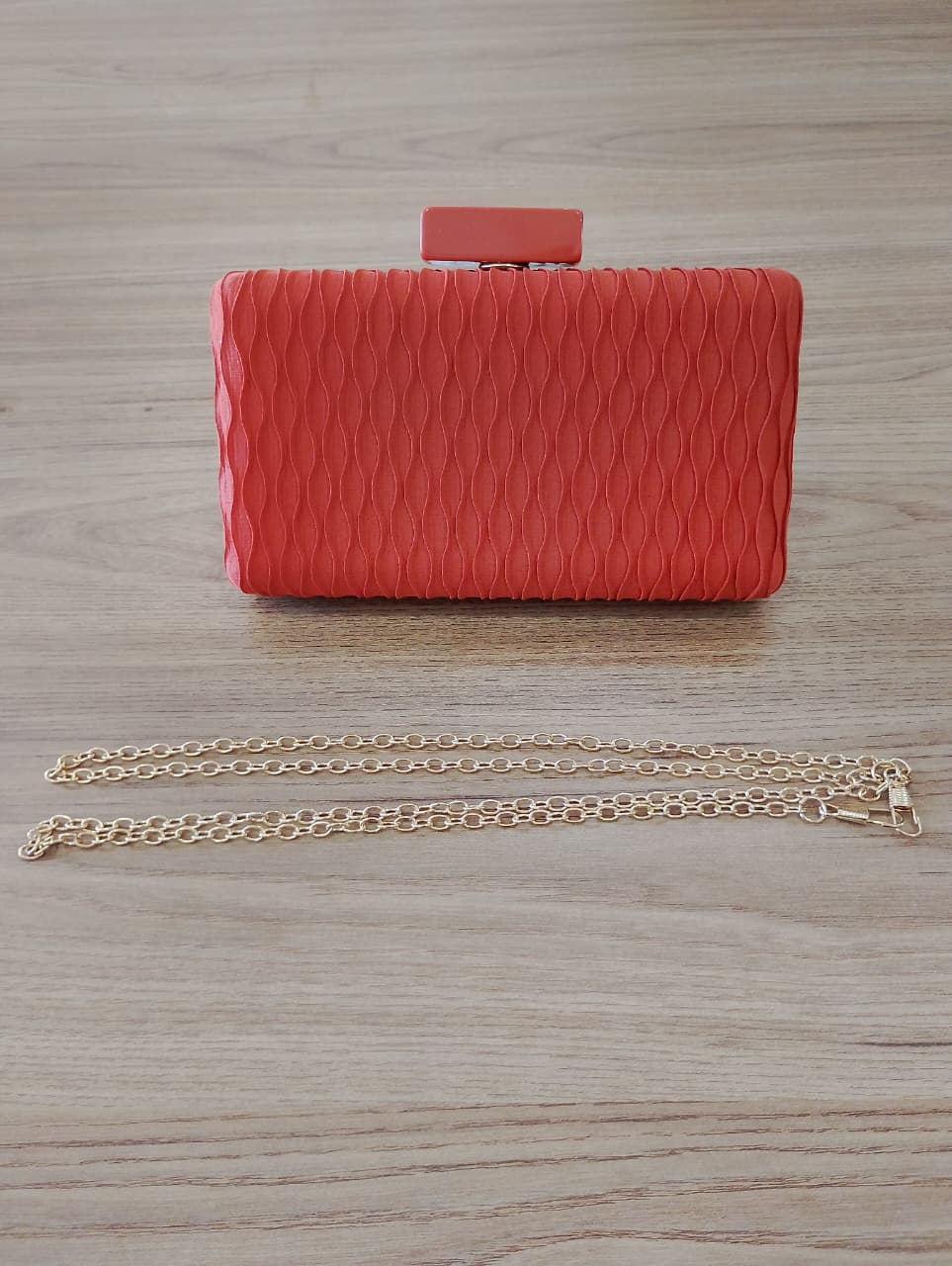 Clutch Linhas do mar