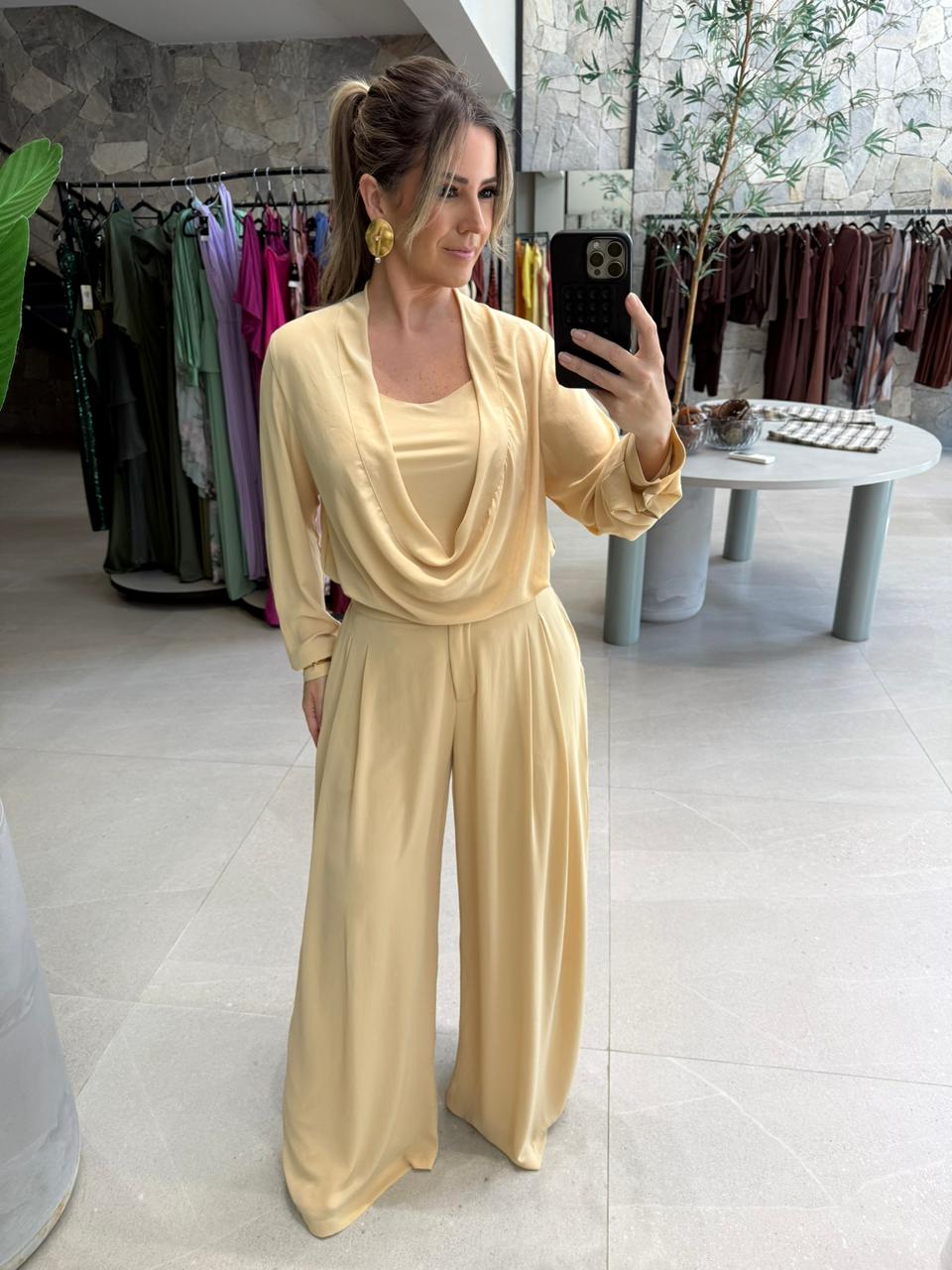 Conjunto Mia