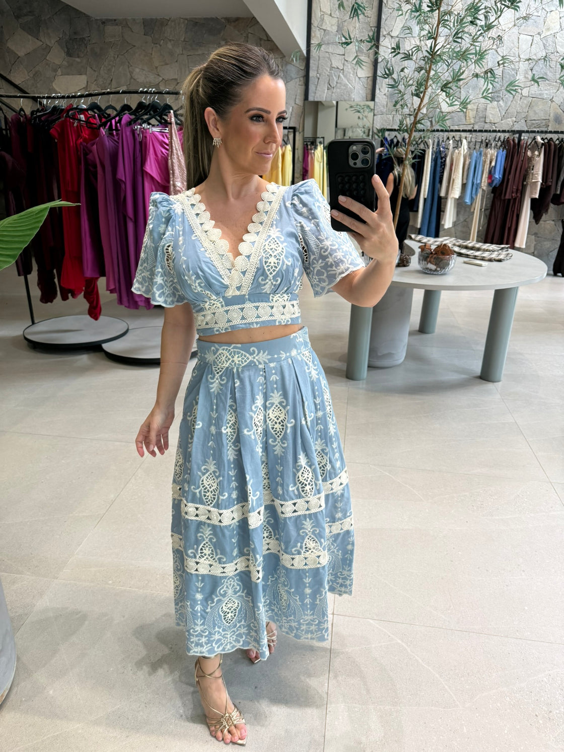 Conjunto Isaura